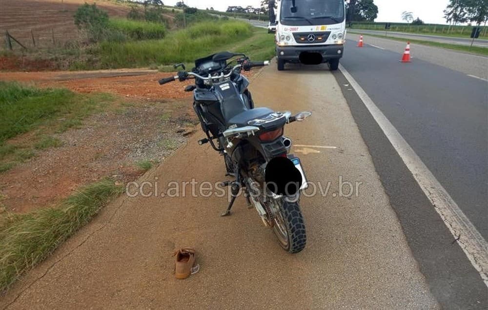 Acidente na SP-127 em Capão Bonito deixa um morto e motorista foragido