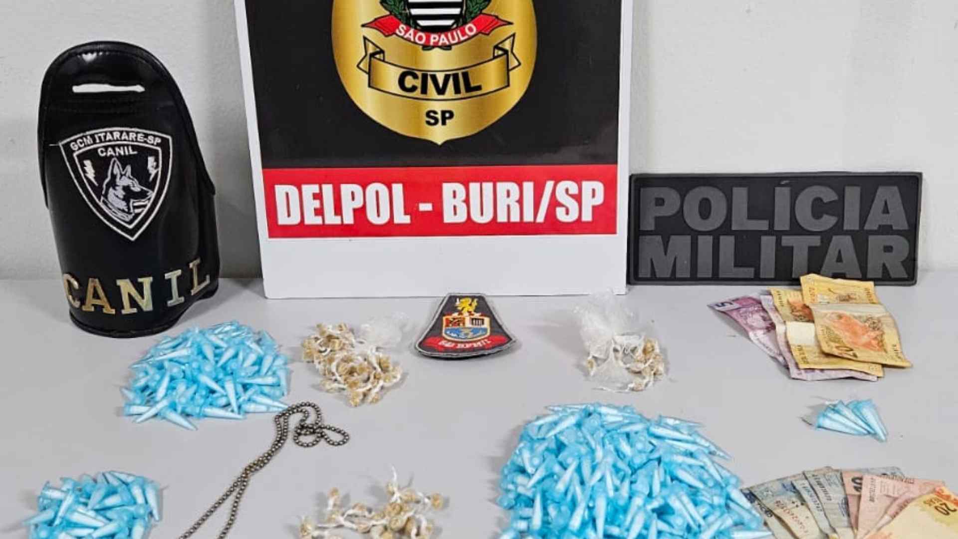 Operação policial prende três por tráfico de drogas na Vila Mariazinha, em Buri