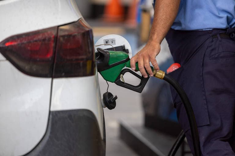 Defasagem de Preços de Combustíveis nas Refinarias da Petrobras Diminui após Reajustes