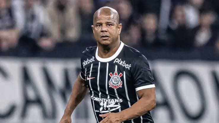 Polícia de São Paulo Investiga Desaparecimento de Marcelinho Carioca, Ídolo do Corinthians